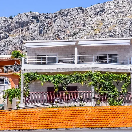 Marli * Jesenice (Split-Dalmatia)